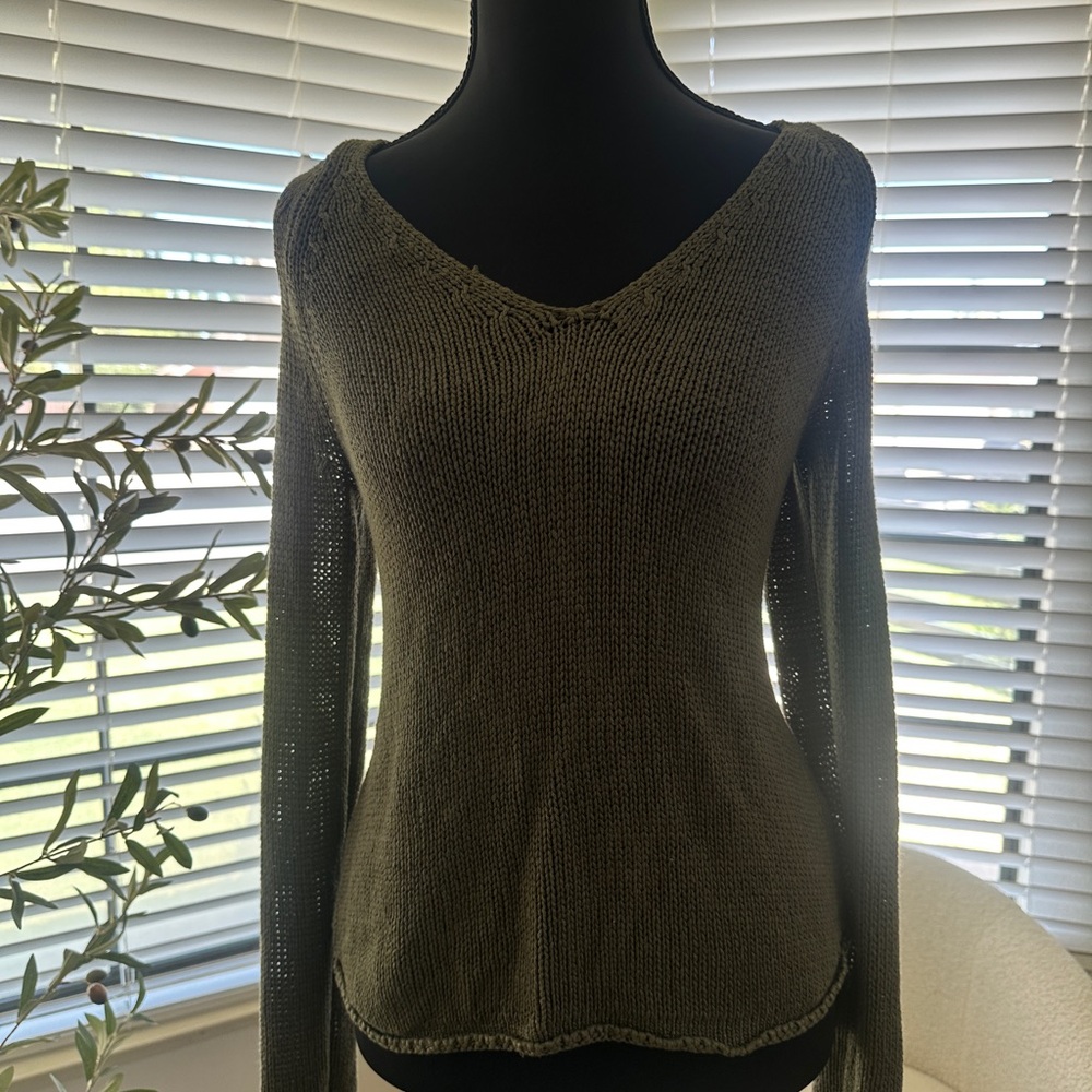 H&M Olive Green Women's Sweater - Crew Neck